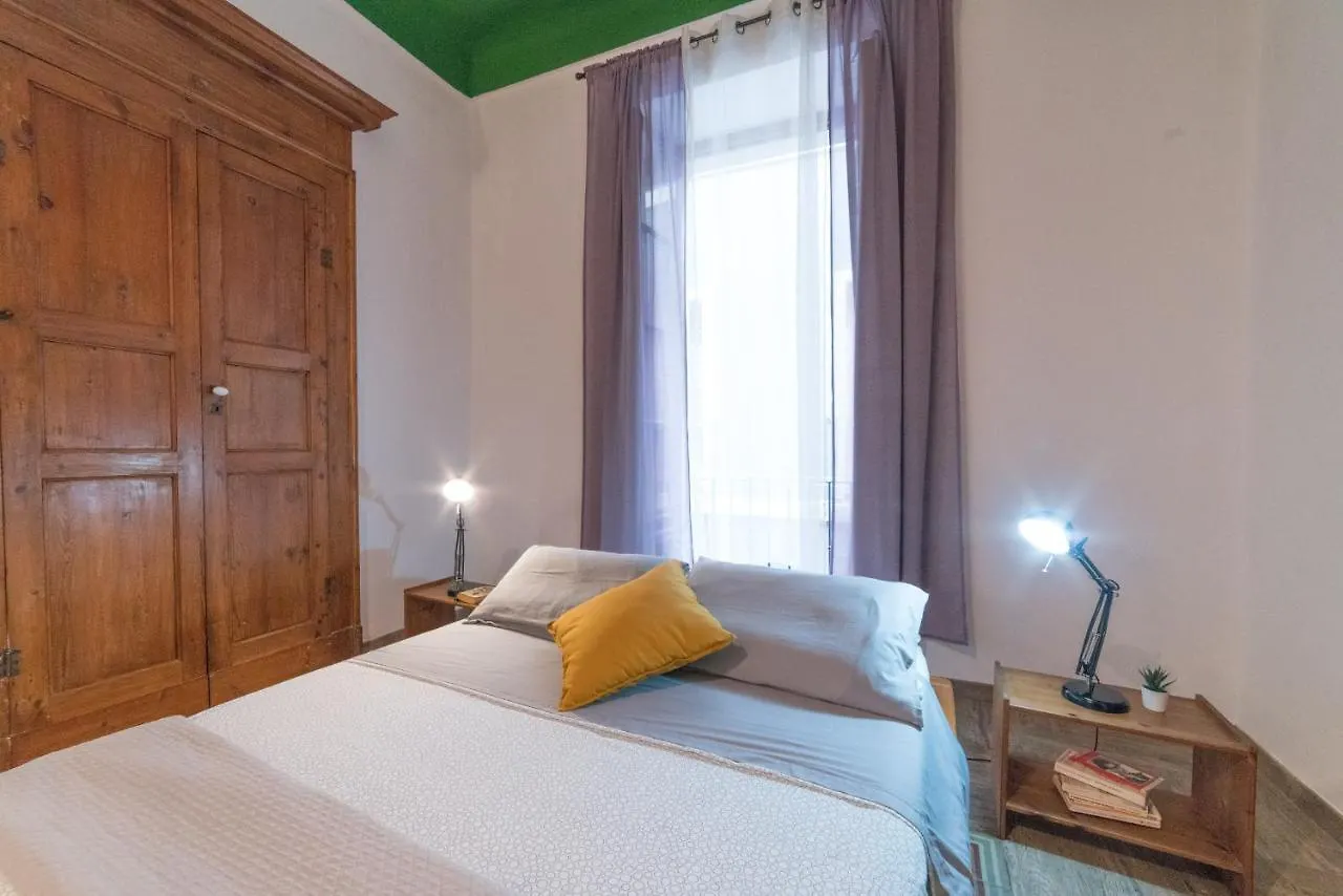 קליארי Appartamento Genovesi . Intero Apt . Wifi . Ac איטליה