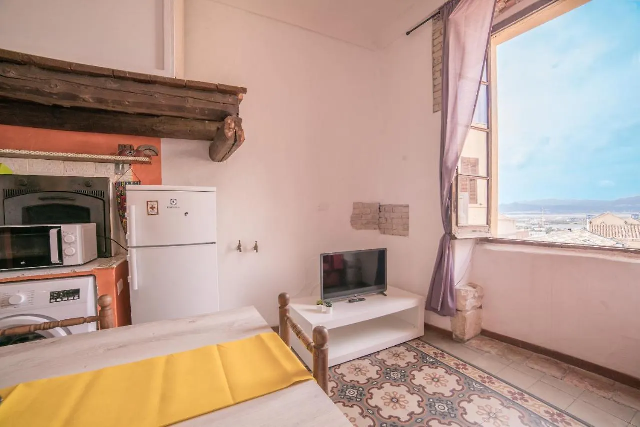 דירה קליארי Appartamento Genovesi . Intero Apt . Wifi . Ac