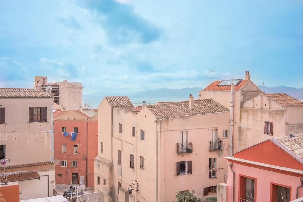 קליארי Appartamento Genovesi . Intero Apt . Wifi . Ac